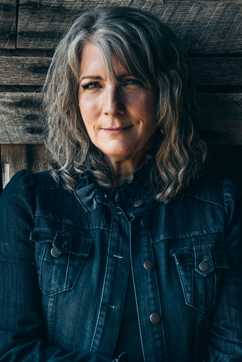 Kathy Mattea 23/24